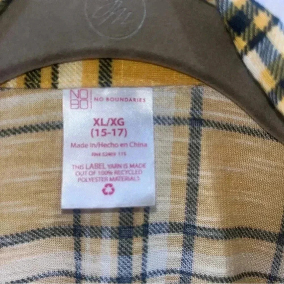 No boundaries xlg 15-17 womens top - Picture 2 of 4